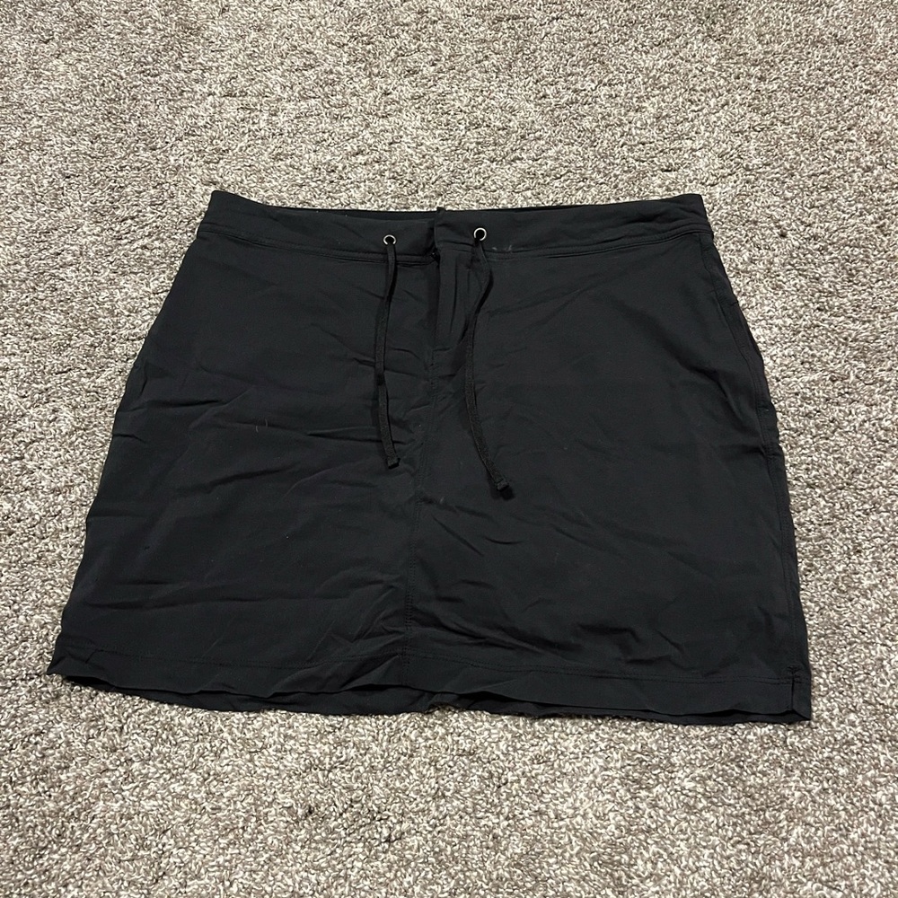 Columbia athletic skirt